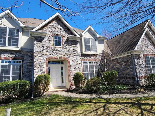 2717 Meadow Cross Way, York, PA 17402