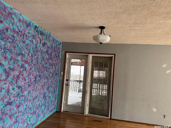 5th image of 17 Patricia DRIVE