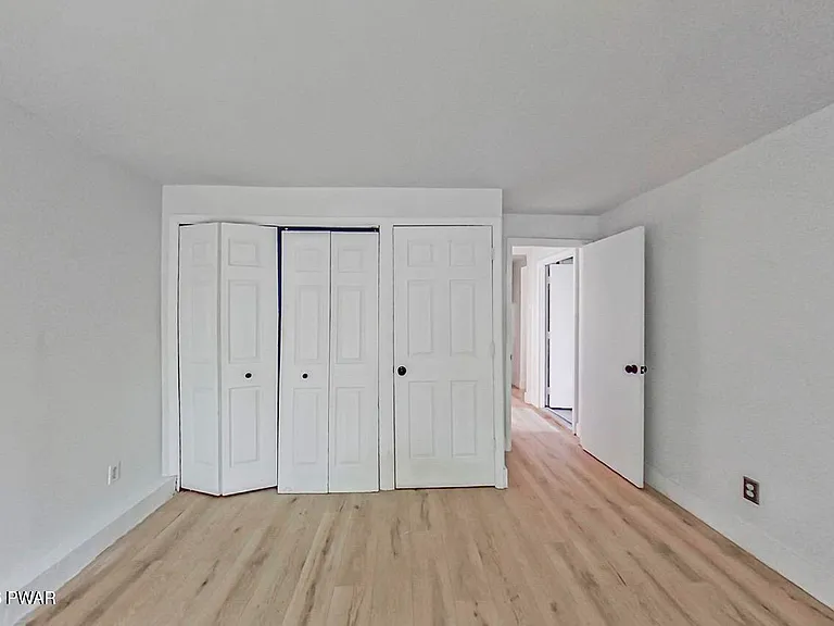 49 Lake View Dr #14 — Photo 44