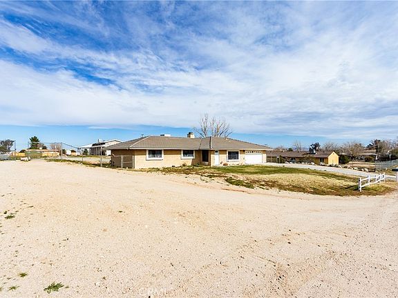 5th image of 13920 Dos Palmas Rd