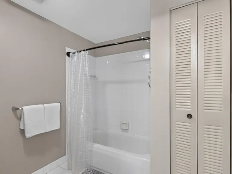 500 Uno Lago Dr #201 — Photo 28