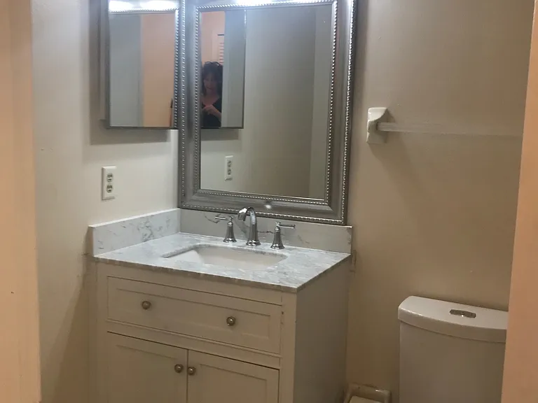 2409 Pear Tree Ct #0 — Photo 3