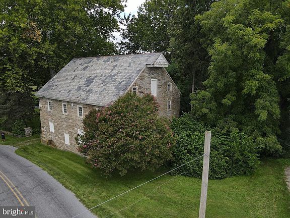 4th image of 62 Londonvale Rd