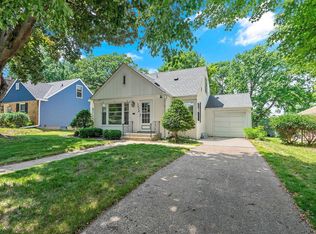3429 Zenith Ave N, Robbinsdale, MN 55422