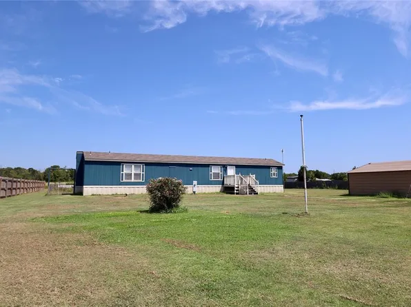 106 Sooner Rd, Shawnee, OK 74804