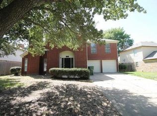 1515 Stratford Dr, Mansfield, TX 76063