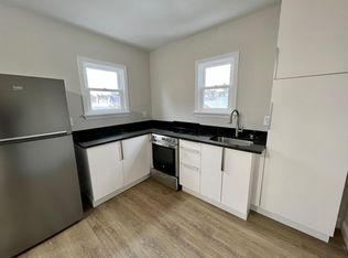 156 Preston St #2W, Hartford, CT 06114