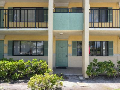 1507 Meadows Circle W, Boynton Beach, FL, 33436