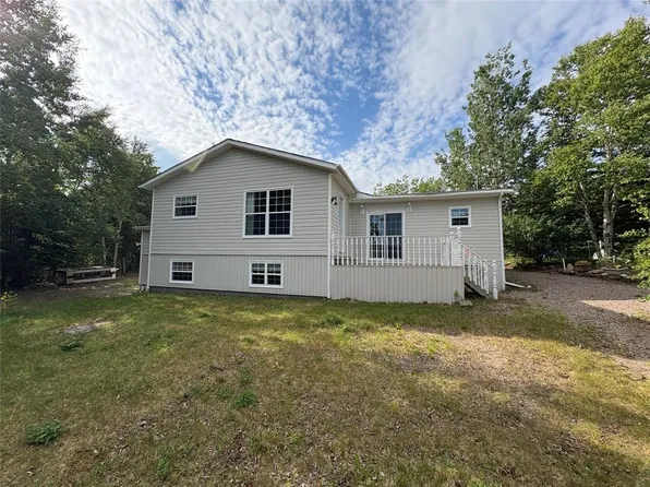 1 Crooked Lake Road, Badger, NL A0H1A0