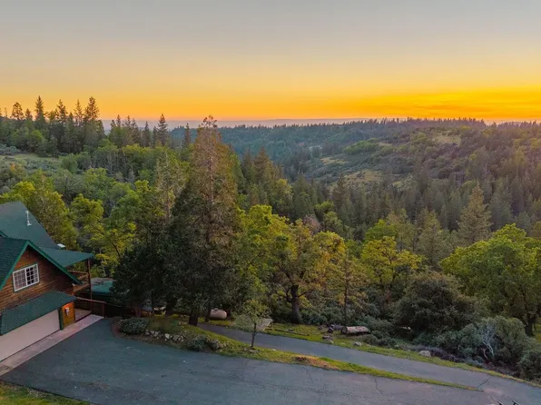 19722 Westview Dr, Twain Harte, CA 95383