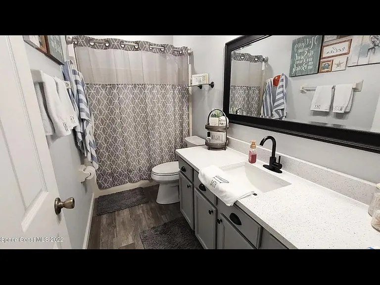 822 Marian Ct — Photo 4