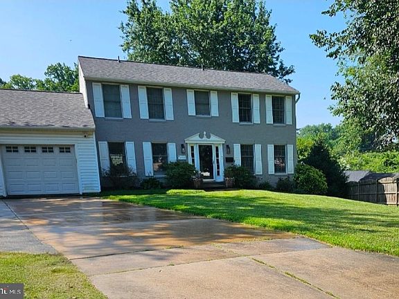 3rd image of 11415 Orleans Way