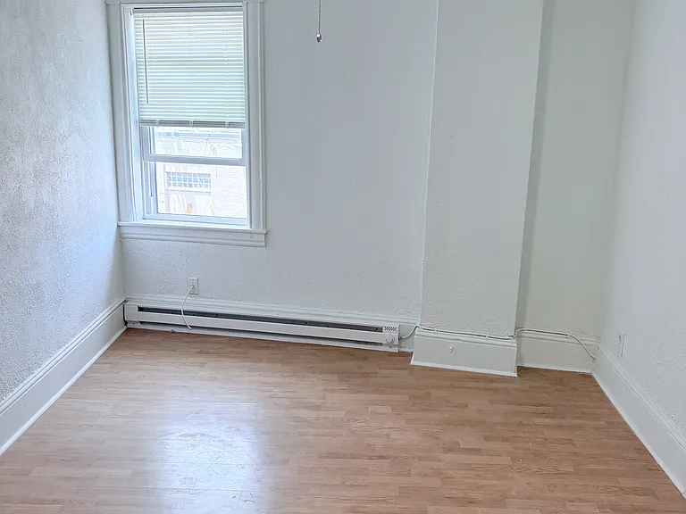 90 West St #2R — Photo 4