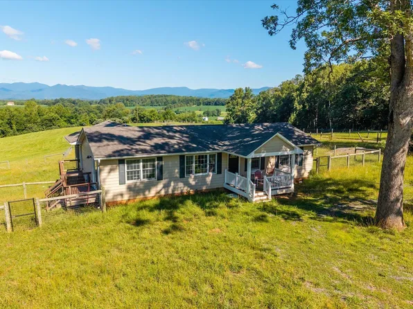551 Old Home Place Ln, Reva, VA 22735
