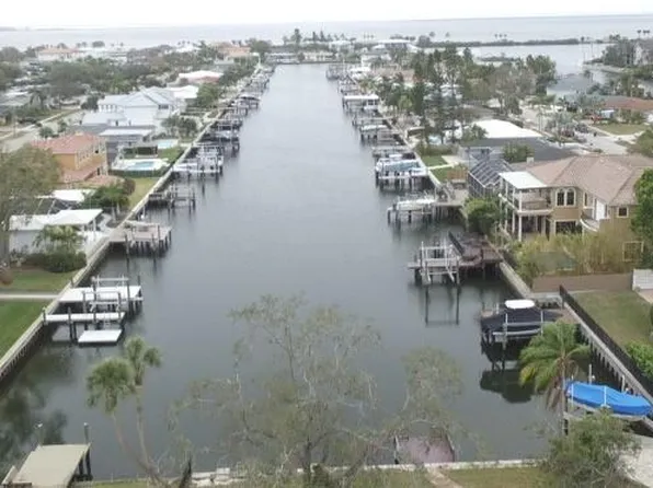 4008 Dana Shores Dr, Rocky Point, FL 33634