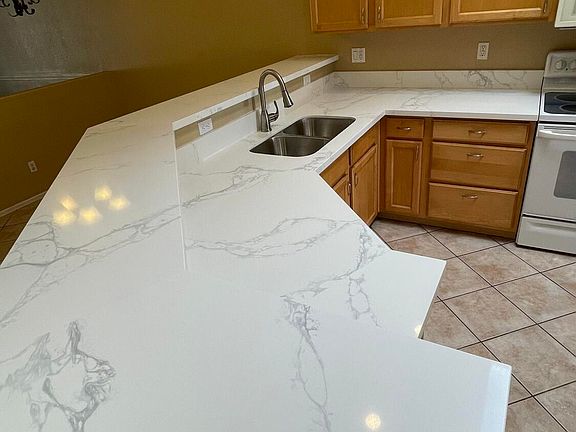 2nd image of 3944 W Mercury Way
