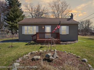 913 Grove St, Eaton Rapids, MI 48827