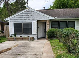 5037 Rapido Rd, Houston, TX 77033