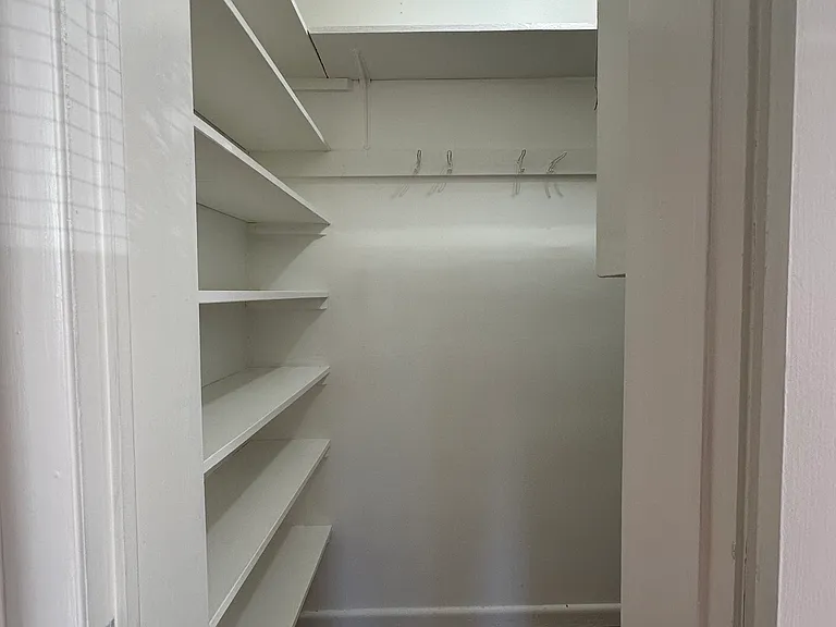 704 Chaney Dr #4 — Photo 4