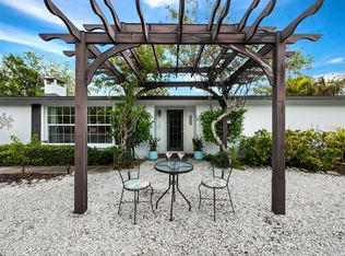 6960 Poinsetta Ave, Longboat Key, FL 34228