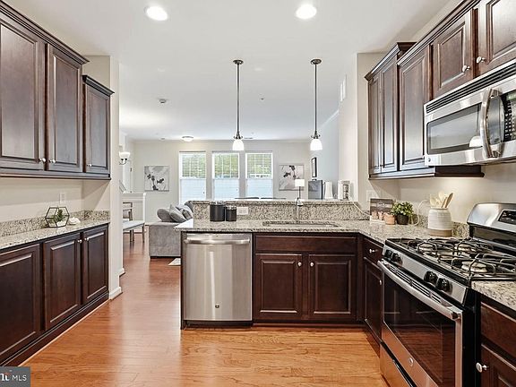 4th image of 4944 Dane Ridge Cir