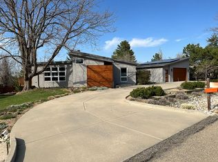8951 Comanche Rd, Niwot, CO 80503