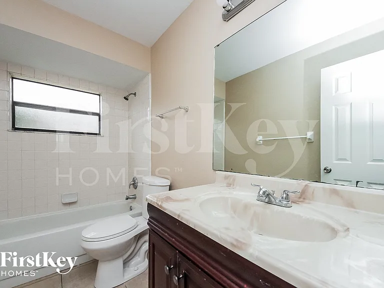 143 Dorchester Ct — Photo 13