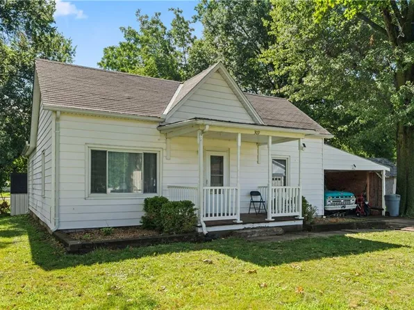 309 S Bismark St, Concordia, MO 64020