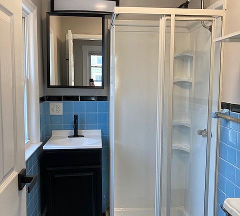 3rd image of 303 E Madison St #4