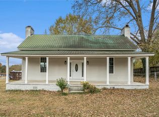 218 Calhoun Ave, Calhoun, GA 30701