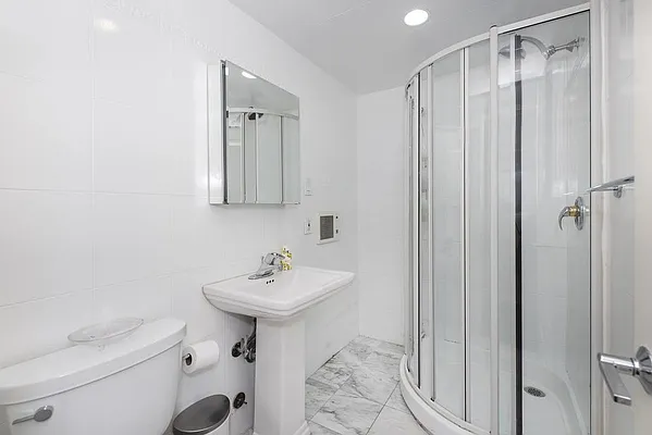 Rented by Bold New York | media 21