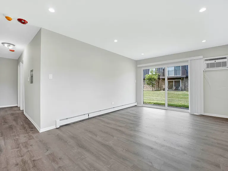 151 W 63rd St #F108 — Photo 3