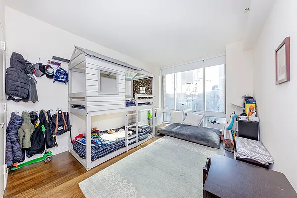 Rented by Compass | media 30