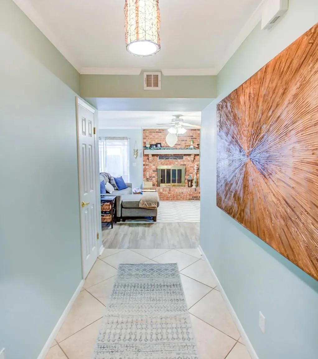 3 bed, 1448 sqft, $2,450 — Photo 3