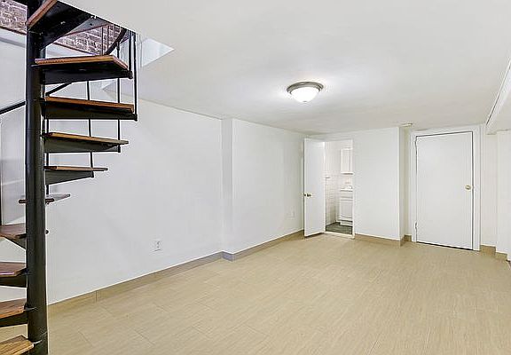 4th image of 145 W 78th St APT A