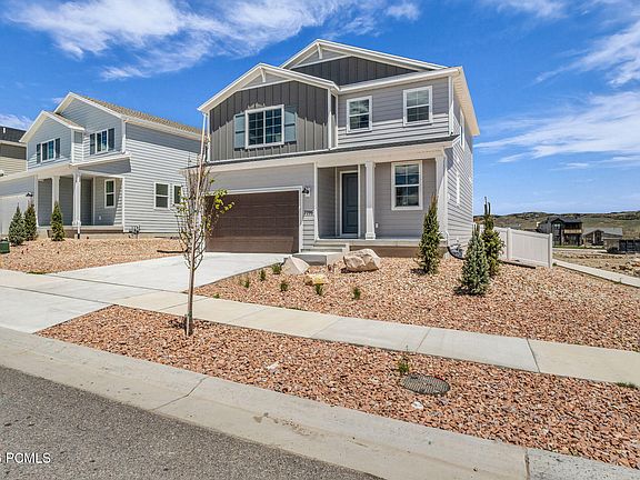 3rd image of 7096 Woods Rose Dr