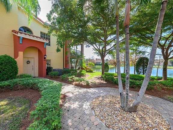 4th image of 8609 Via Rapallo Dr Unit 106