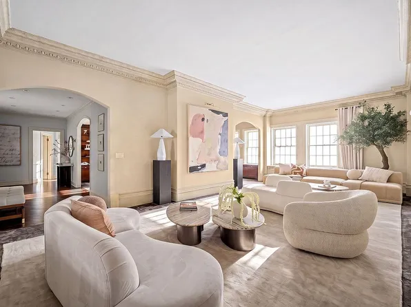 45 E 66th St APT 3W, New York, NY 10065