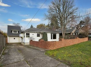 1341 SW Carson St, Portland, OR 97219