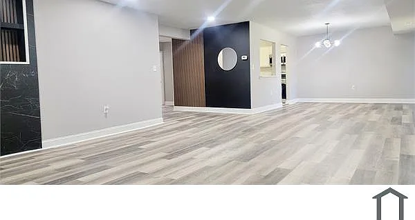 4 Longstream Ct — Photo 1