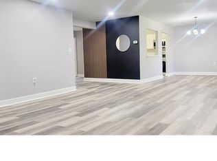4 Longstream Ct, Baltimore, MD 21209