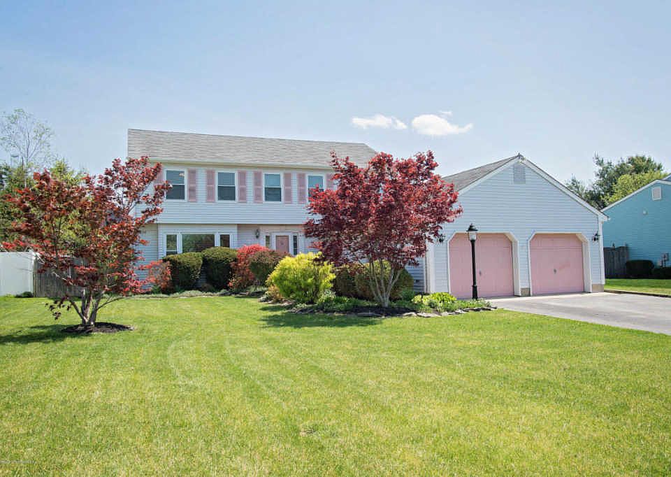 1st image of 112 Joanna Dr