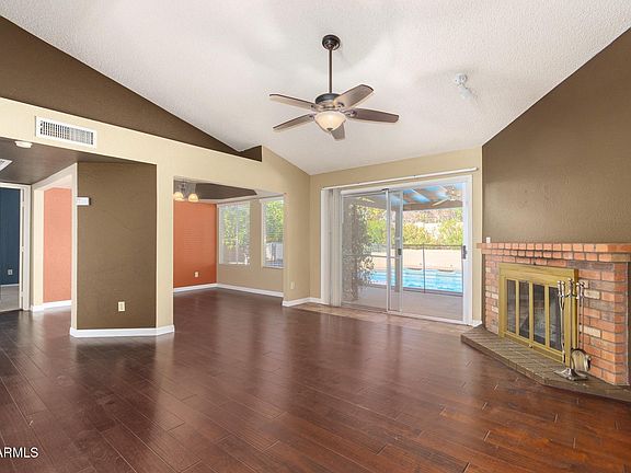 3rd image of 6654 E Ivyglen St