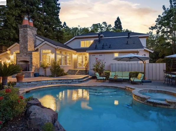 2962 Deer Meadow Dr, Danville, CA 94506