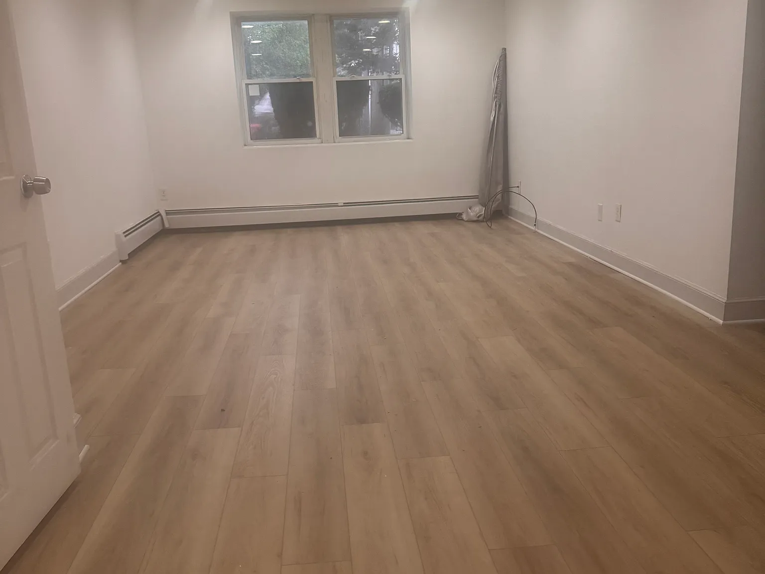1 bed, 715 sqft, $2,259 — Photo 1