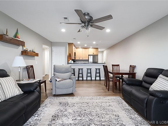 5th image of 1481 Ledges Dr #10211