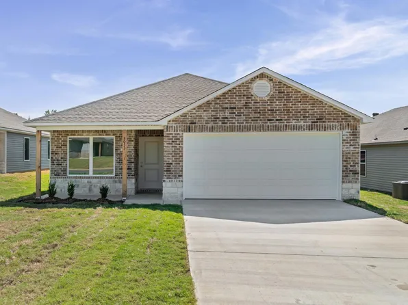 8033 Chesapeake Trl, Bauxite, AR 72011