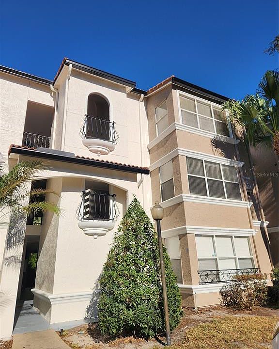 1st image of 5124 Conroy Rd #24