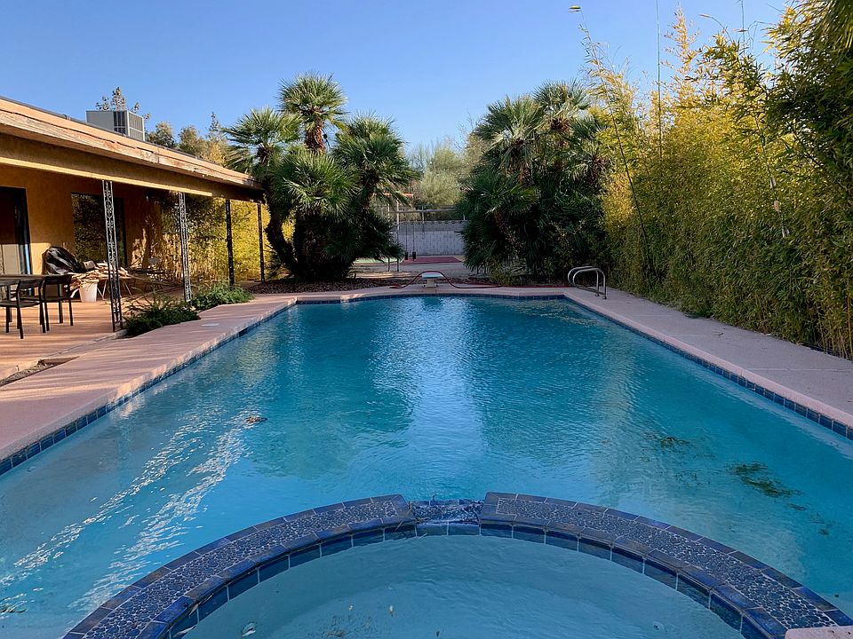 Giant Pool