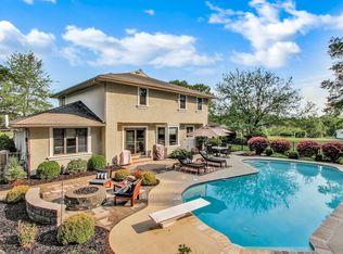 6426 Constitution Rd, Schnecksville, PA 18078